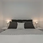 Penthouse Nikola דירה *