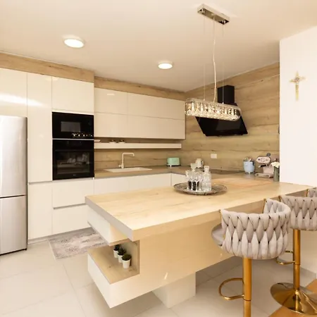 דירה Penthouse Nikola מאקרסקה