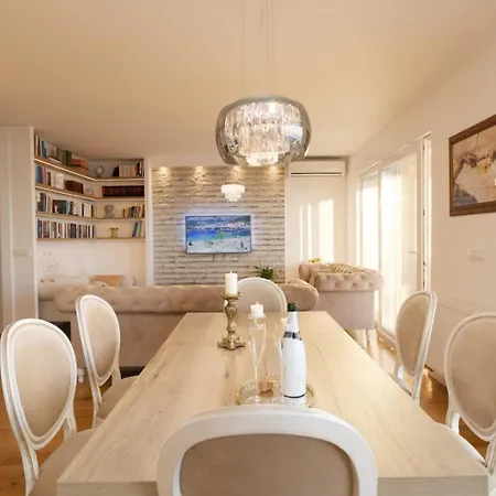 Penthouse Nikola *