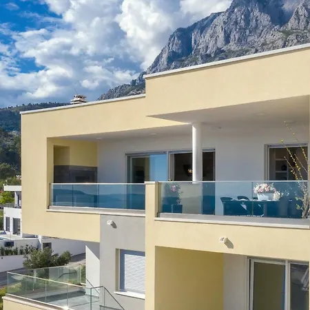 Penthouse Nikola *