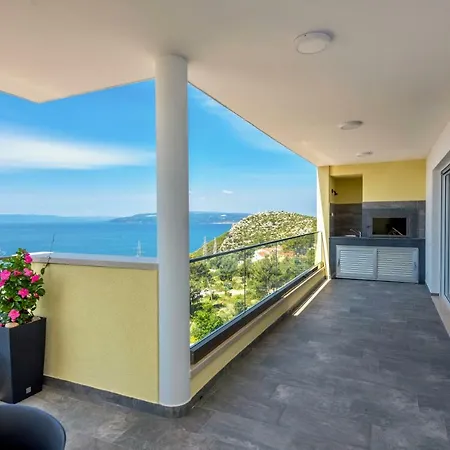 Penthouse Nikola Μακάρσκα